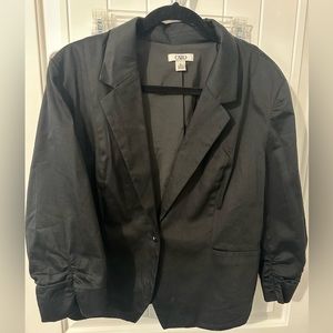 Black cropped jacket